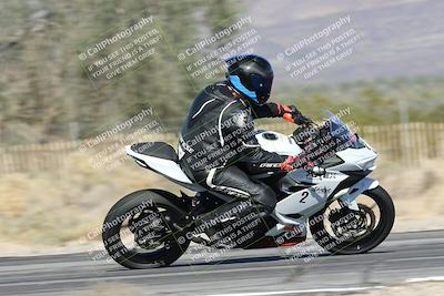 media/Dec-04-2025-Racers Edge (Thu) [[5ebc9f124d]]/3-B Group/5-Session 2 Turn 2 inside Speed Pans/